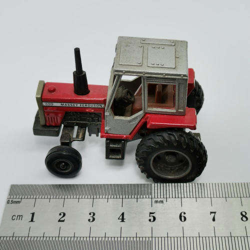 ERTL Massey - Ferguson 699 die-cast tractor - scale 1/64