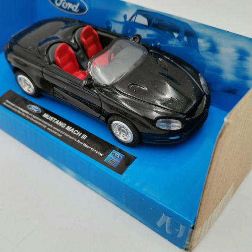 NewRay Mustang Mach 3 die-cast model car - scale 1/43