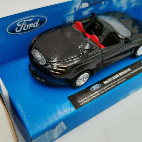 NewRay Mustang Mach 3 die-cast model car - scale 1/43