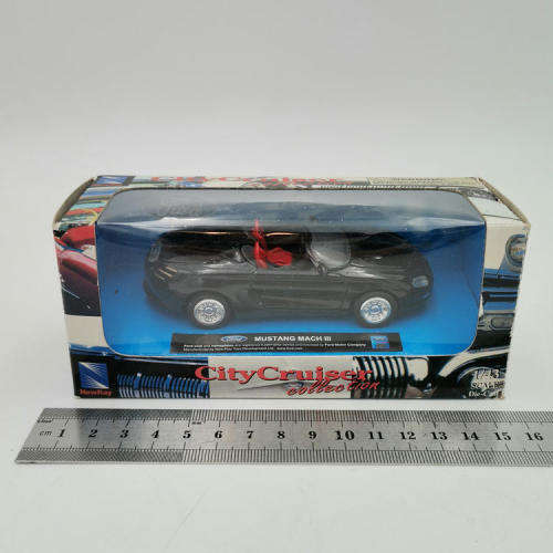 NewRay Mustang Mach 3 die-cast model car - scale 1/43