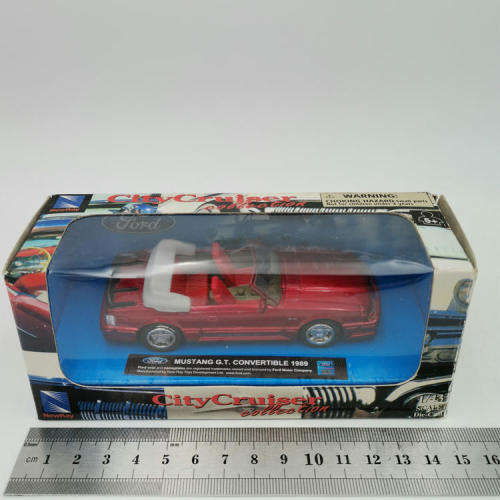 NewRay 1989 Mustang G.T Convertible die-cast model car - scale 1/43