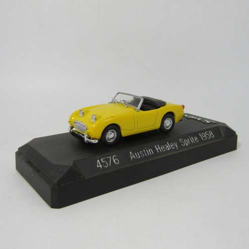 Solido #4576 Austin Healey Sprite 1958 die-cast model car