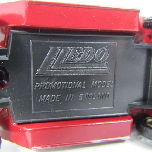 Lledo 1928 Ford Model T van - Cadbury`s promotional model car in box