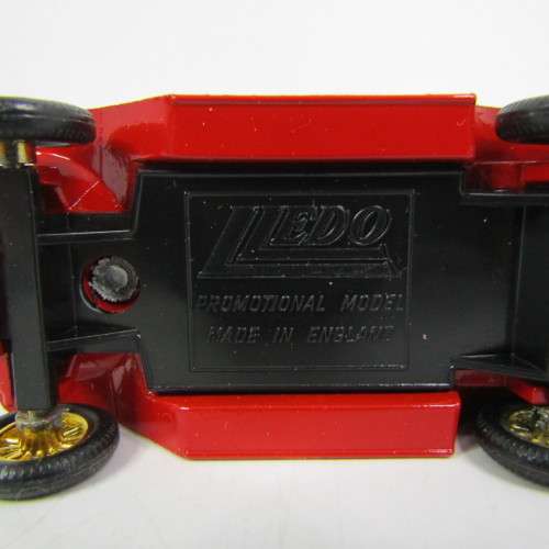 Lledo 1920 Ford Model T van - Kleenex travel tissues promotional model car in box