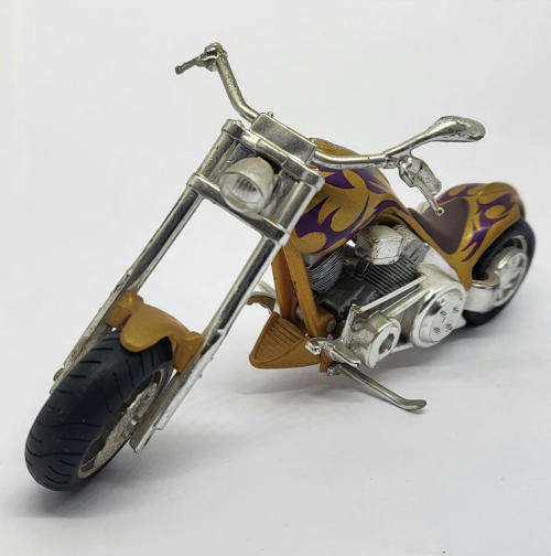 Maisto Custom chopper die-cast motorcycle model
