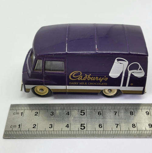 Days Gone lledo #5 Cadburys LD150 van model car
