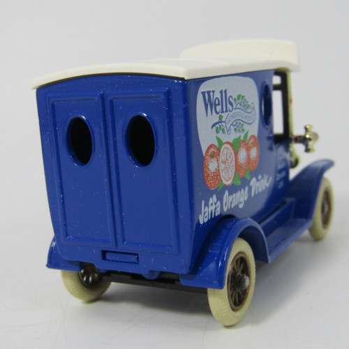 Lledo 1920 Ford Model T van - Wells Drinks Ltd. promotional model car in box