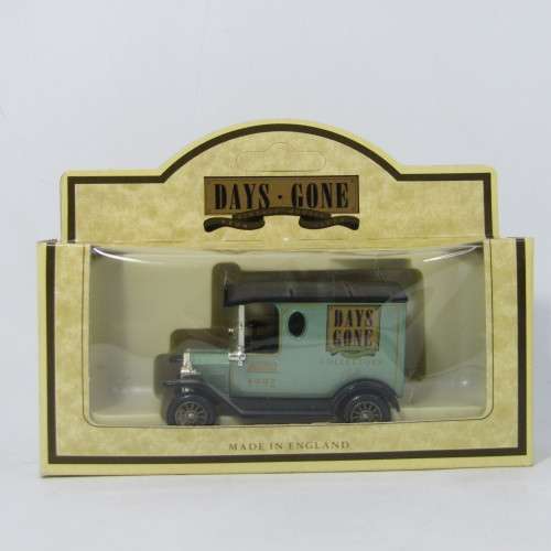 Lledo 1920 Ford Model T van - 1992 Days Gone Collectors Club model car in box