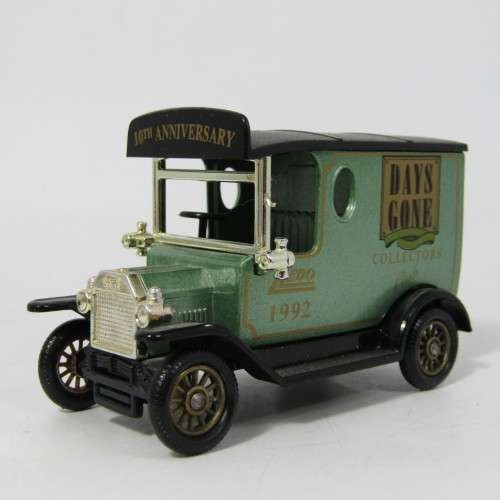 Lledo 1920 Ford Model T van - 1992 Days Gone Collectors Club model car in box