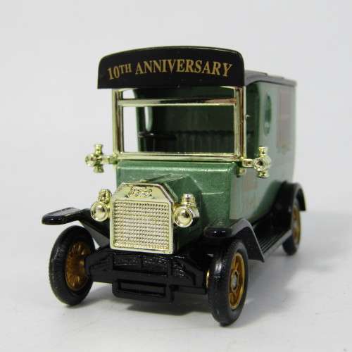 Lledo 1920 Ford Model T van - 1992 Days Gone Collectors Club model car in box