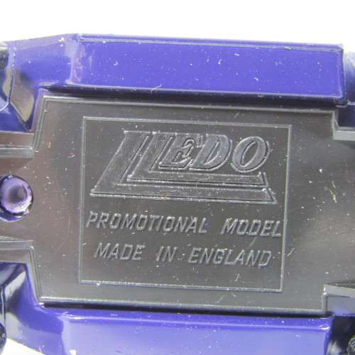 Lledo 1920 Ford Model T van - Cadbury`s Chocolate Eclairs promotional model car in box