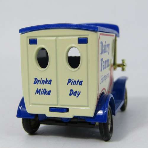Lledo 1920 Ford Model T van - Dairy Farm Hampers promotional model car in box