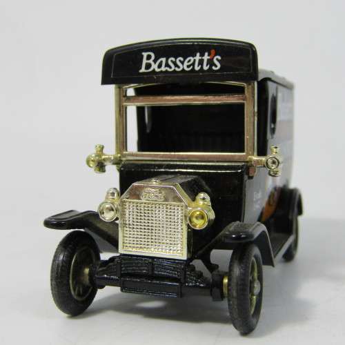 Lledo 1920 Ford Model T van - Bassett`s Liquorice allsorts promotional model car in box