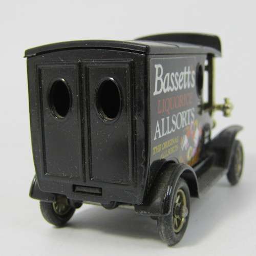 Lledo 1920 Ford Model T van - Bassett`s Liquorice allsorts promotional model car in box