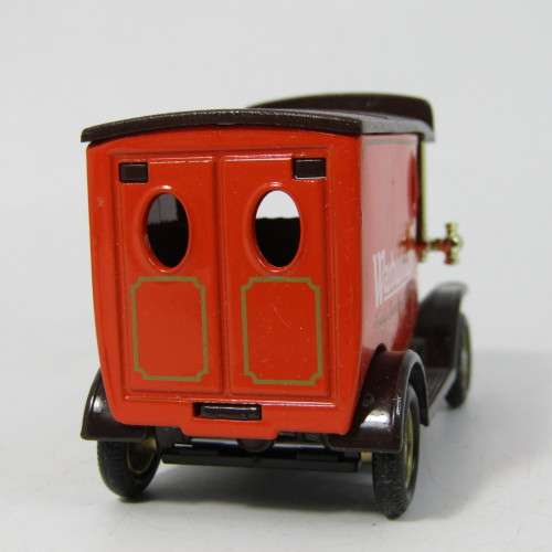 Lledo 1920 Ford Model T van - Warburton`s Family Bakers promotional model car in box
