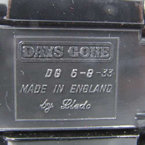 Lledo Days Gone 1920 Ford Model T van - No. 4711 Eaude Cologne model car in box