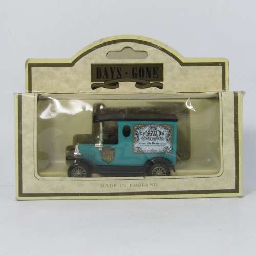 Lledo Days Gone 1920 Ford Model T van - No. 4711 Eaude Cologne model car in box