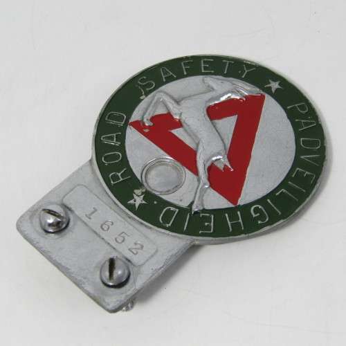 Vintage Road Safety car badge No. 1652 (Issued to Van Riebeeck?)
