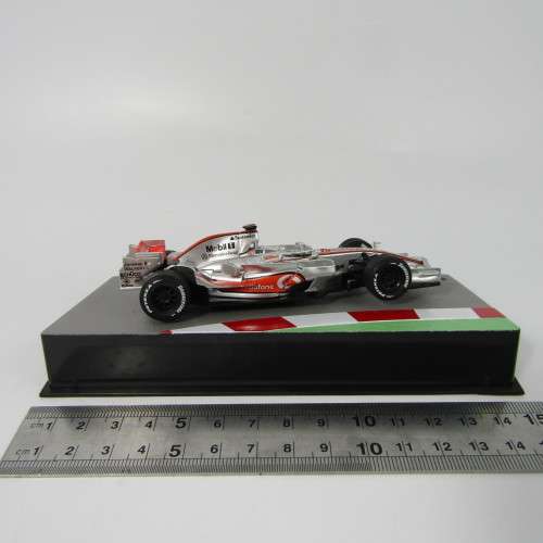 Formula 1 McLaren MP 4/23 - 2008 die-cast racing model car - #22 Lewis Hamilton - scale 1/43