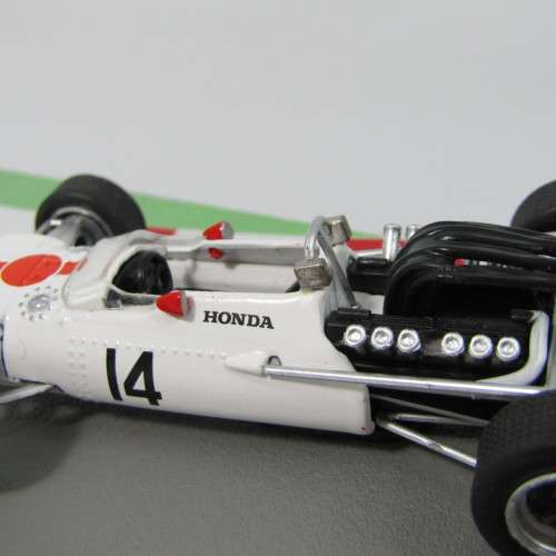 Formula 1 Honda RA300 - 1967 die-cast racing model car - #14 John Surtees - scale 1/43