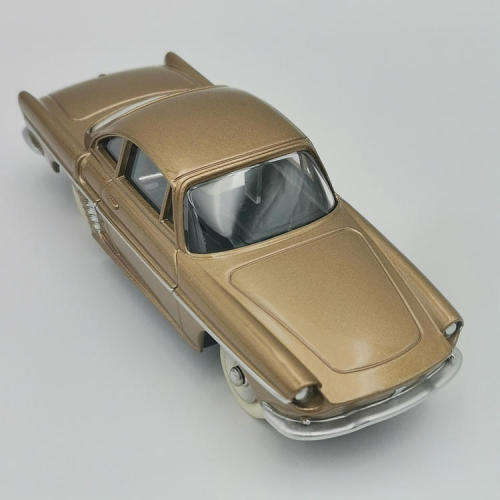 DeAgostini Dinky Toys #543 Renault Floride toy car in box