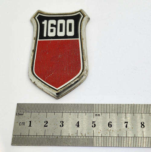 Vintage Ford Capri B Cortina 1600 car badge