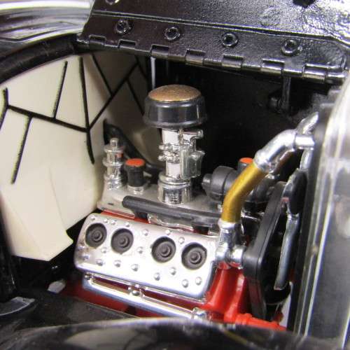 Road Legends 1932 Ford 3-window coupe die-cast model car - scale 1/18