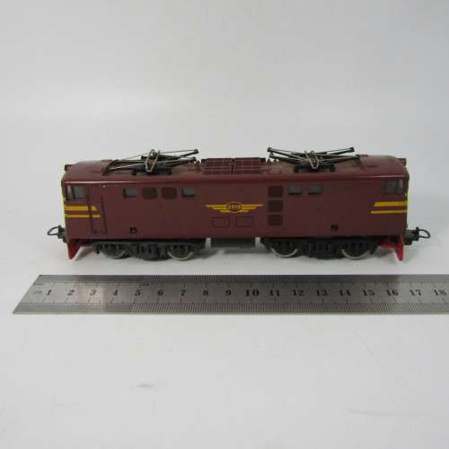 Lima SA Railways SAR-SAS E919 electric locomotive - HO scale