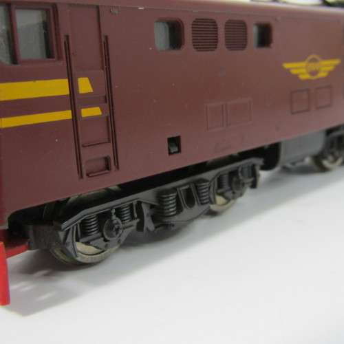 Lima SA Railways SAR-SAS E919 electric locomotive - HO scale