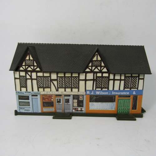 Model Railway Lima paper building with plastic base & roof