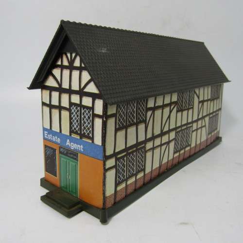 Model Railway Lima paper building with plastic base & roof