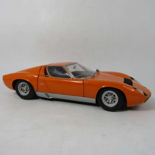 Kyoshu Lamborghini Miura P400 SV die-cast model car - scale 1/18