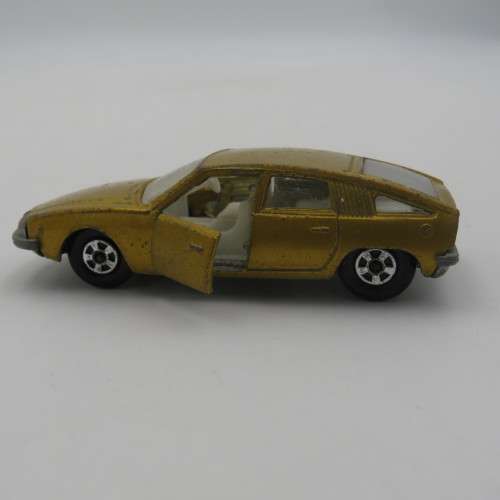 Matchbox Superfast #56 BMC 1800 Pinifarina toy car - opening doors