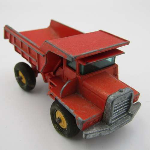 Matchbox No. 28 Mack dump truck