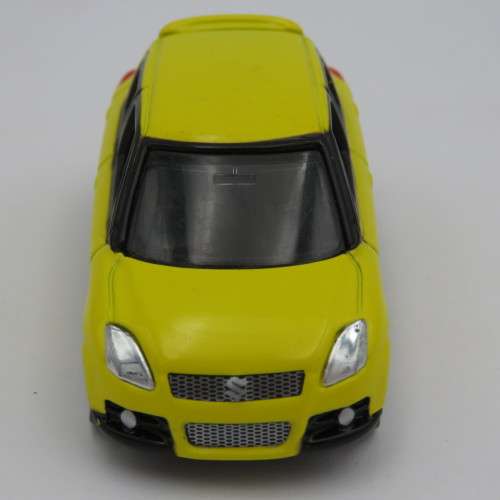 Tomica #61 Suzuki Switch Sport die-cast toy car opening rear - scale 1/60