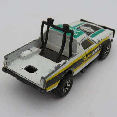 Matchbox Ruff Trek die-cast racing pickup truck toy car