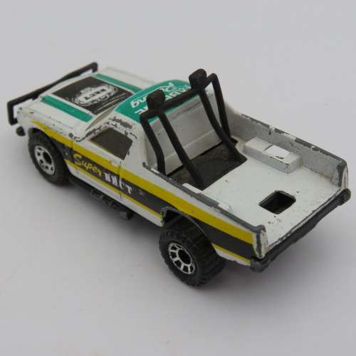 Matchbox Ruff Trek die-cast racing pickup truck toy car