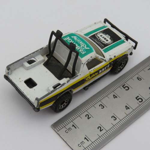 Matchbox Ruff Trek die-cast racing pickup truck toy car