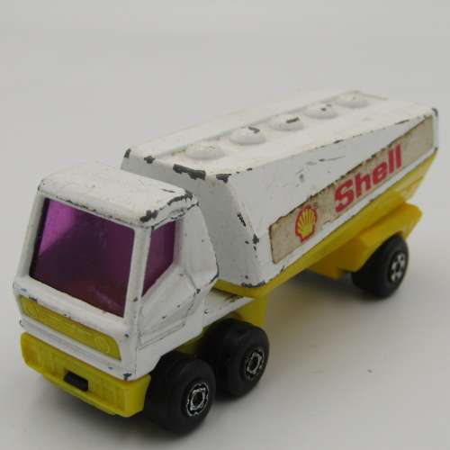 Matchbox superfast #63 Freeway Gas tanker Shell die-cast toy truck