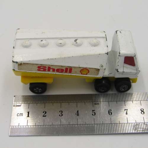 Matchbox superfast #63 Freeway Gas tanker Shell die-cast toy truck