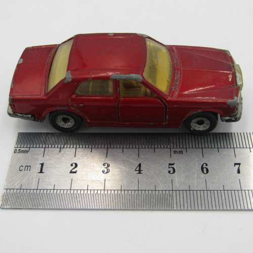 MatchboxRolls - Royce silver spirit die-cast toy car - scale 1/69 opening doors