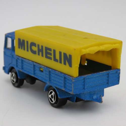 Majorette Saviem Michelin die-cast toy truck - scale 1/100