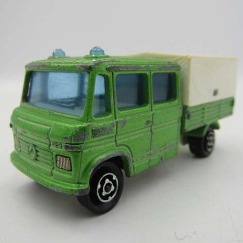 Majorette # 233 Mercedes Trax Publics die-cast police truck