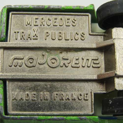 Majorette # 233 Mercedes Trax Publics die-cast police truck