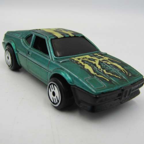 Hot Wheels Ultra Hots BMW M1 Wind Splitter die-cast toy car