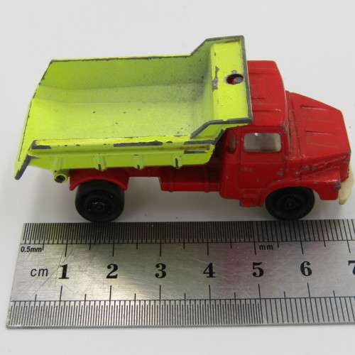 Majorette Scania die-cast tipper dump truck toy car