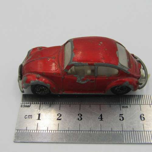 Matchbox Superfast # 15 Volkswagen 1500 Saloon Beetle toy car