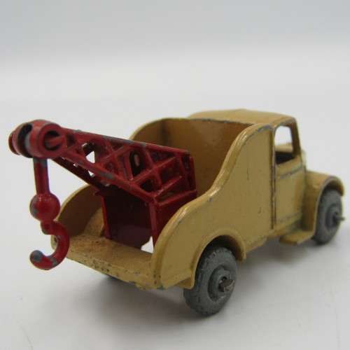 Lesney Matchbox # 13 Bedford wreck truck die-cast toy car