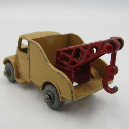 Lesney Matchbox # 13 Bedford wreck truck die-cast toy car