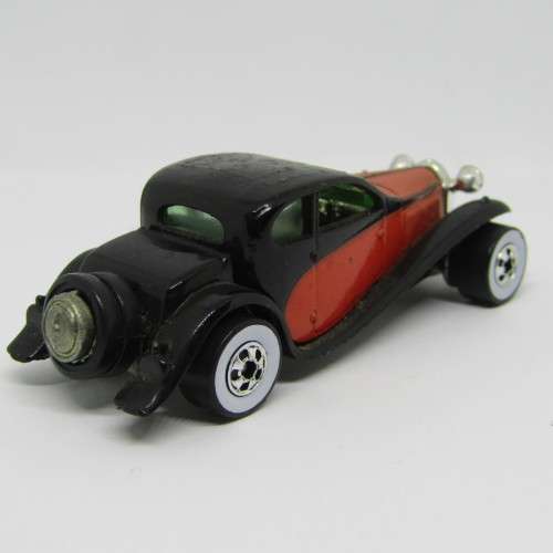 Hot Wheels 1937 Bugatti die-cast toy car
